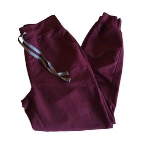 Figs Zamora Jogger Size Medium PO2707 Burgundy